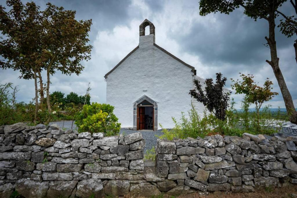 The Burren Art Gallery Built In 1798 Villa Tubber Exteriör bild